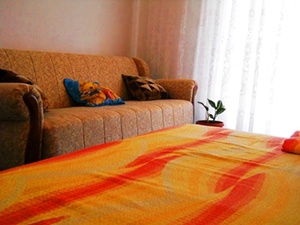 izdajem sobe i apartmane u igalu(Herceg Novi,crna gora,montenegro)